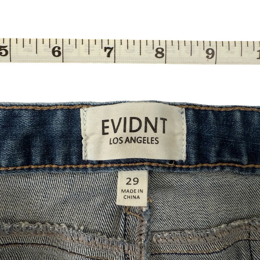 Women's Straight Leg Jeans - Blue - Picture 9 of 9